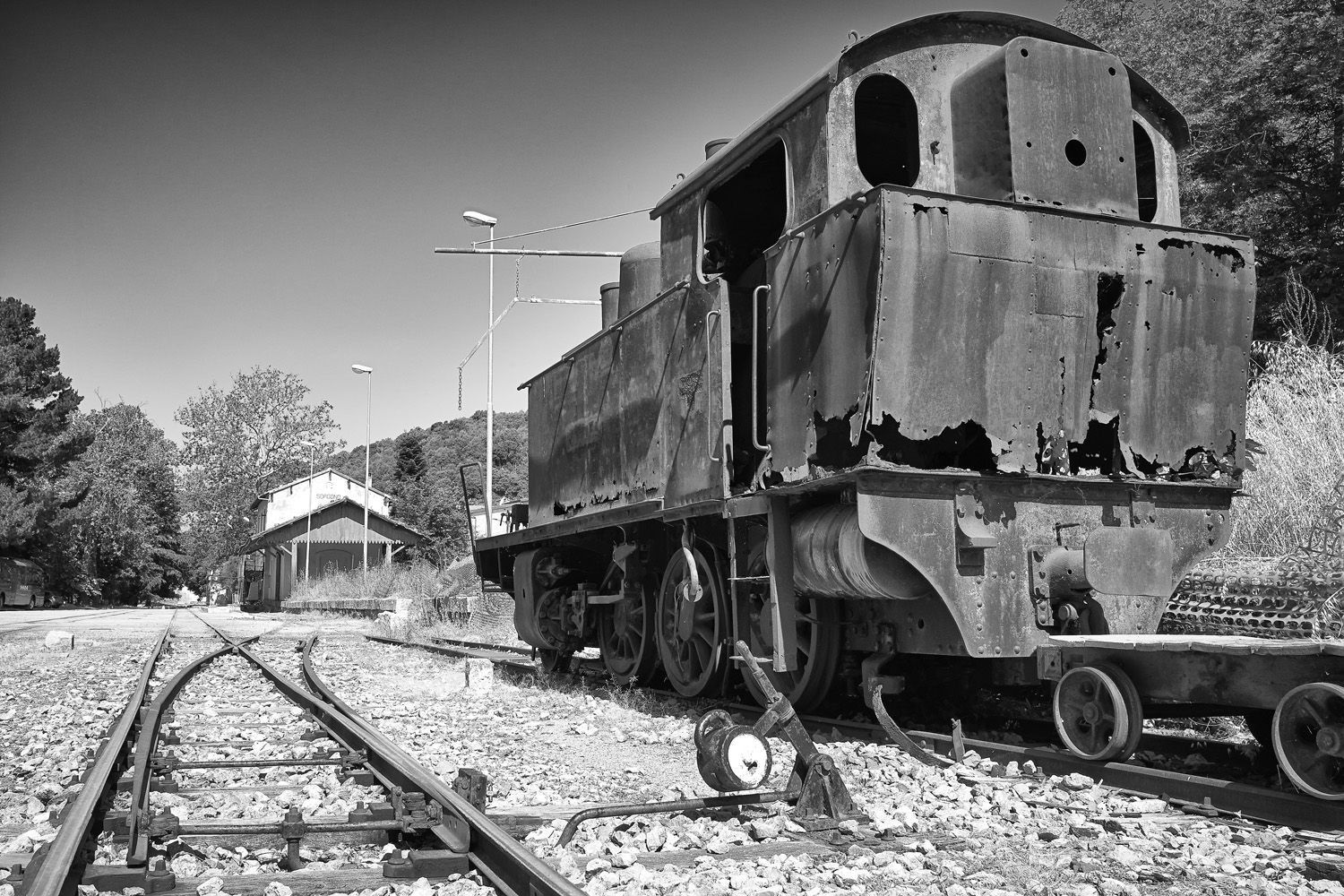 22L1011020a