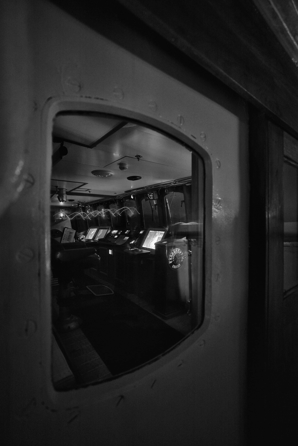 25L1008209a