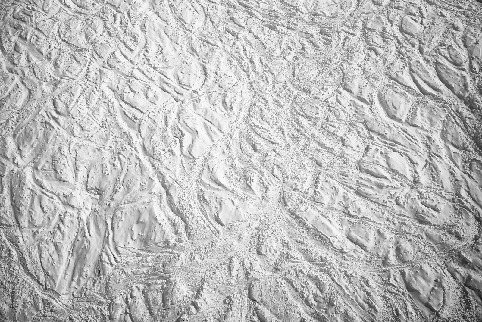 08L1005200a